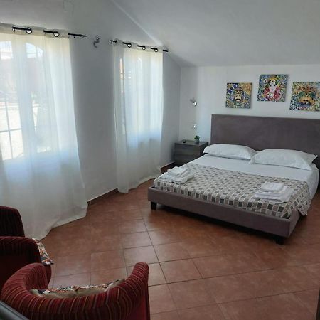 Casa Del Parlamento Apartment ปาแลร์โม ภายนอก รูปภาพ